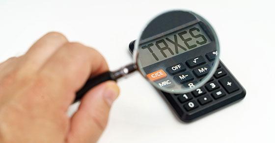 Stock Market Investors: Year-End Tax Strategies to Consider